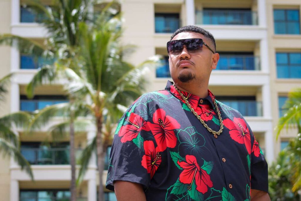 ENTERTAINMENT NEWS BUZZ ON ACTOR ISAIAH KAINOA !